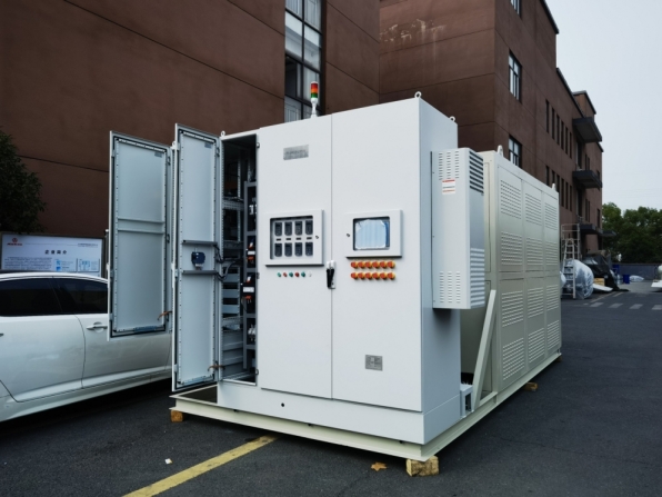 900KW電加熱導(dǎo)熱油爐，電熱導(dǎo)熱油爐出貨